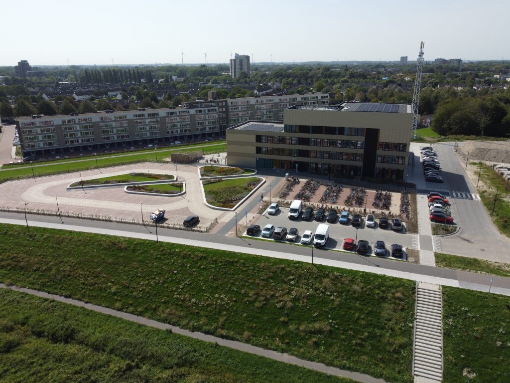 Gemeente onderzoekt verkeersveiligheid bij De Dijkwachter